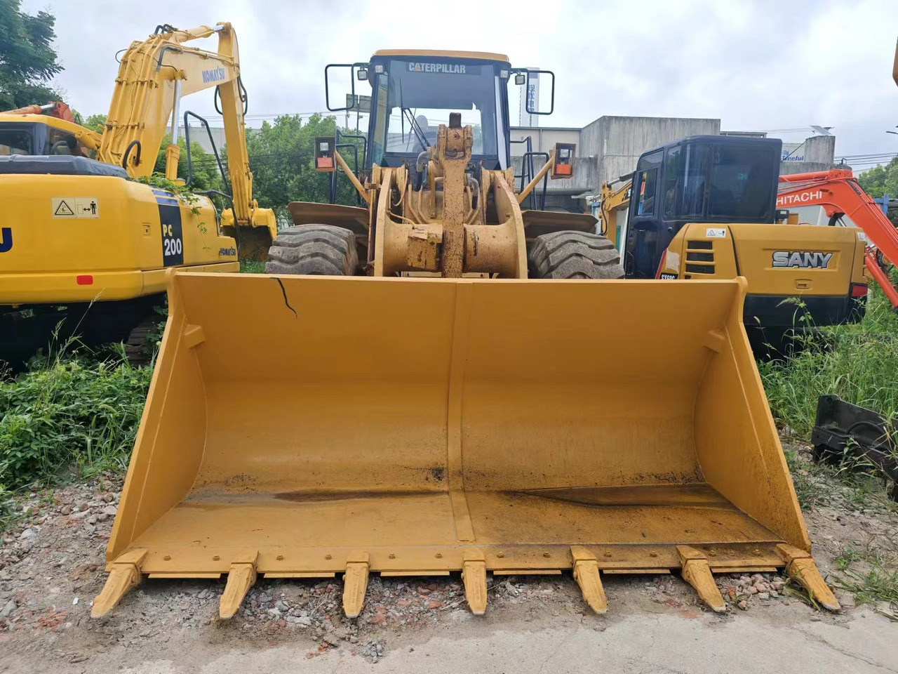 Wheel loader CATERPILLAR 966H