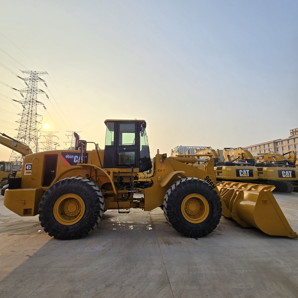 Wheel loader CATERPILLAR 966H