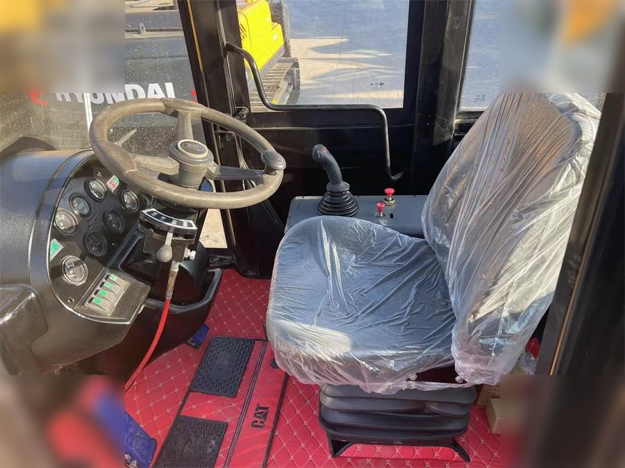 Wheel loader CATERPILLAR 966H