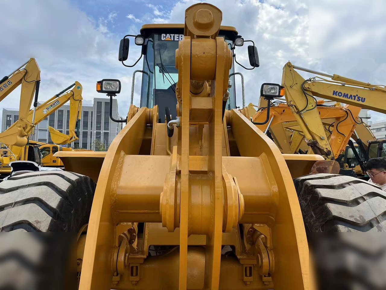 Wheel loader CATERPILLAR 966H