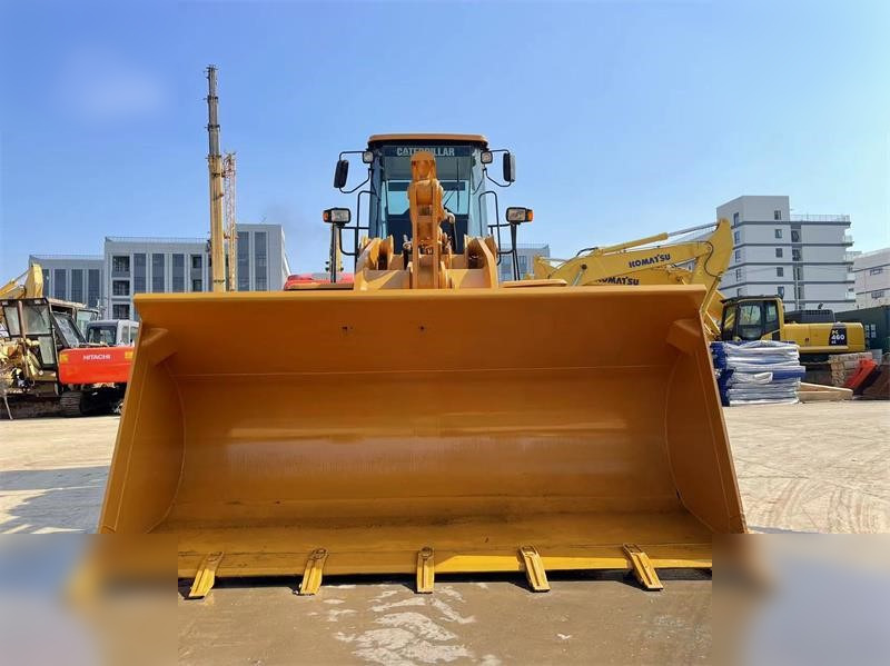 Wheel loader CATERPILLAR 966H