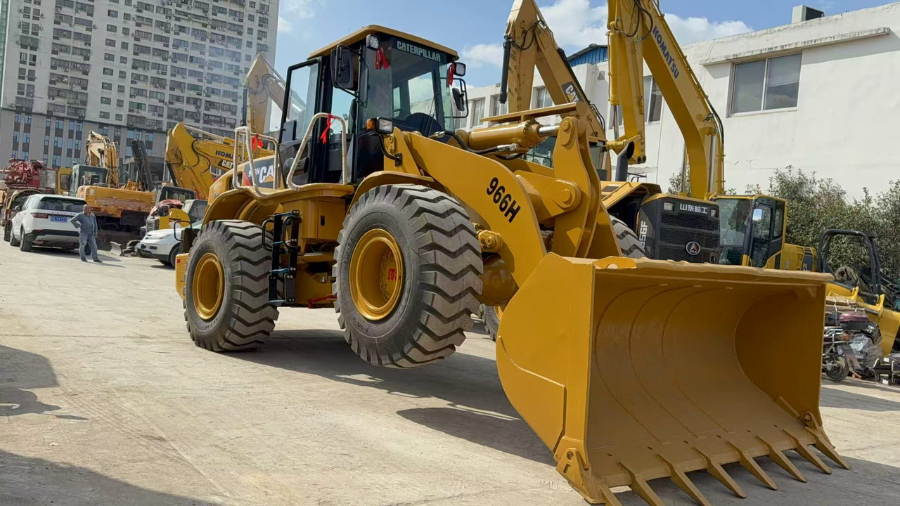 Wheel loader CATERPILLAR 966H