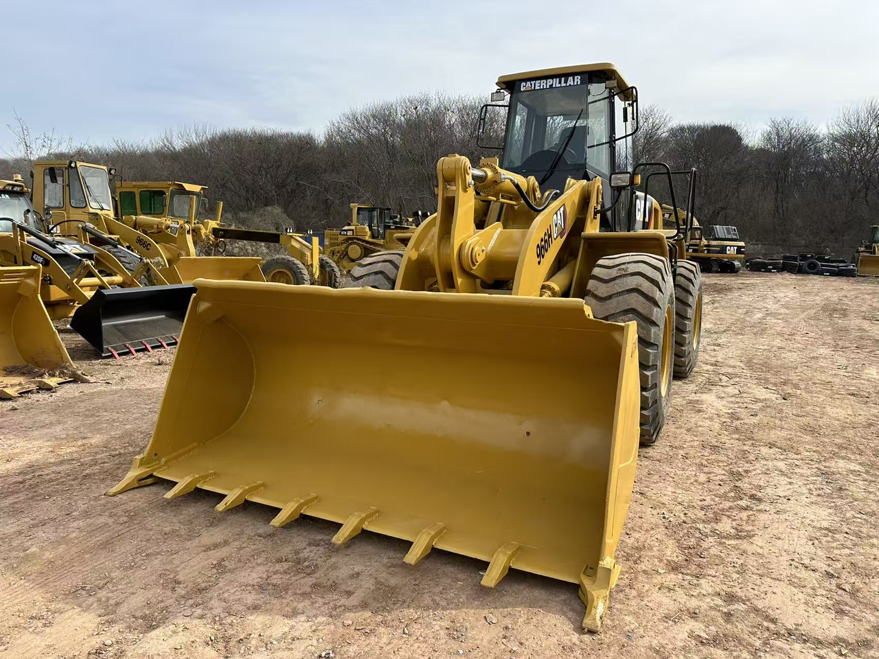 Wheel loader CATERPILLAR 966H