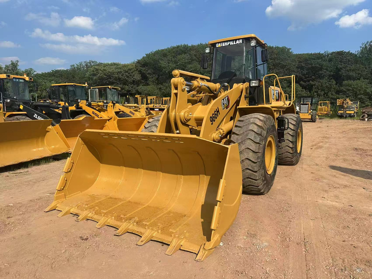 Wheel loader CATERPILLAR 966H