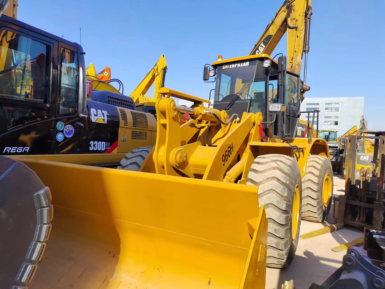 Wheel loader CATERPILLAR 966H CAT