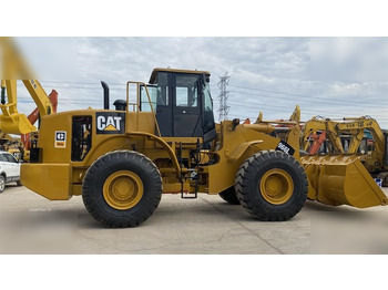 Wheel loader CATERPILLAR 966L