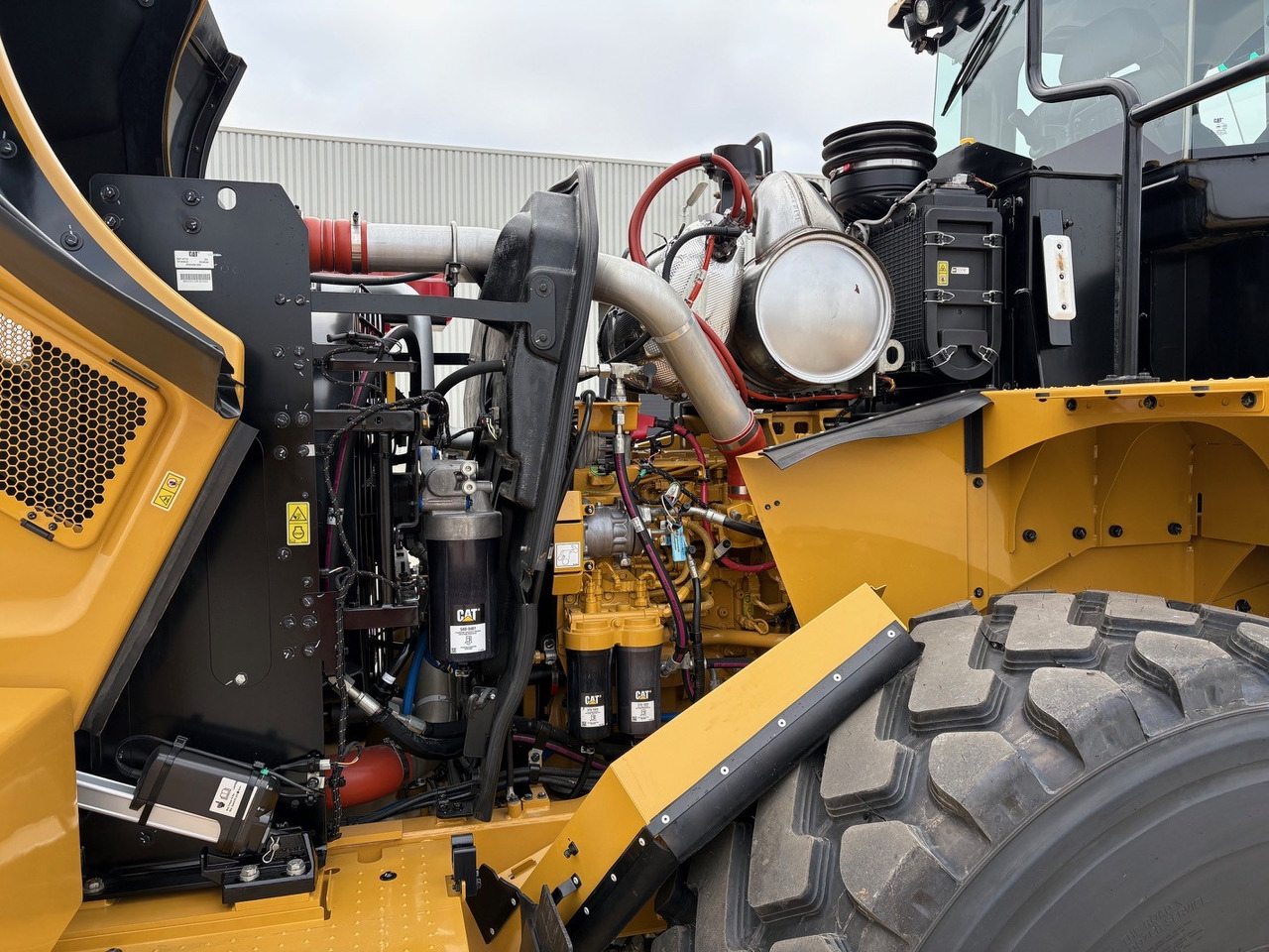 Wheel loader CATERPILLAR 972 Next Gen