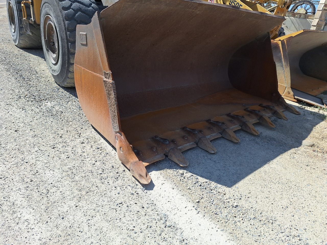 Wheel loader CATERPILLAR 980 C