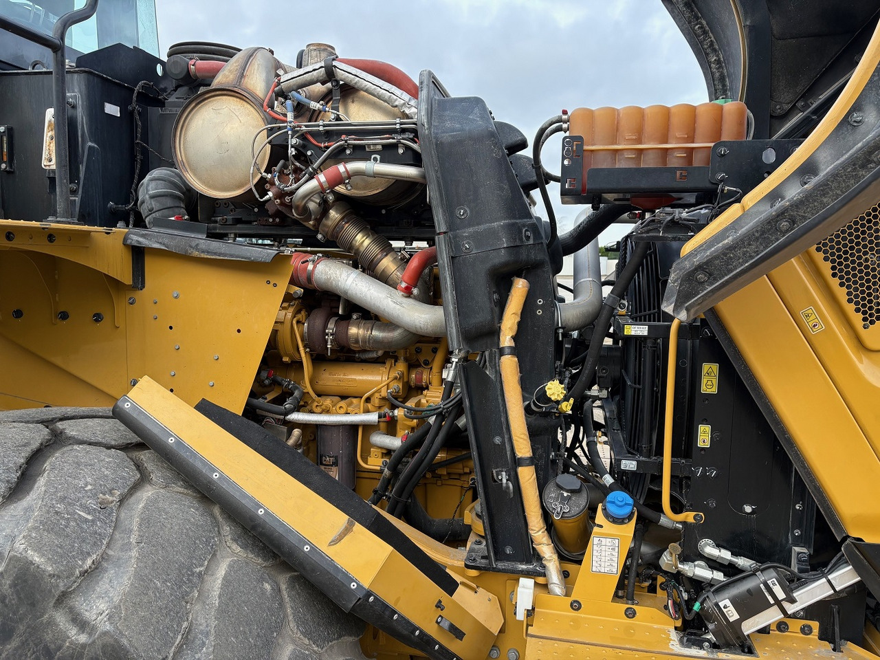 Wheel loader CATERPILLAR 980 Next Gen