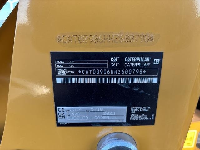 Wheel loader CAT 906