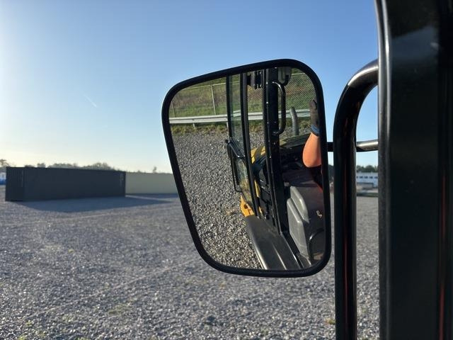 Wheel loader CAT 906