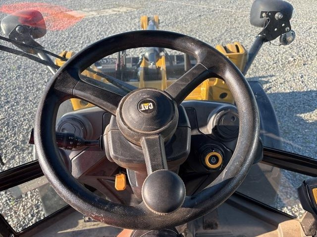 Wheel loader CAT 906