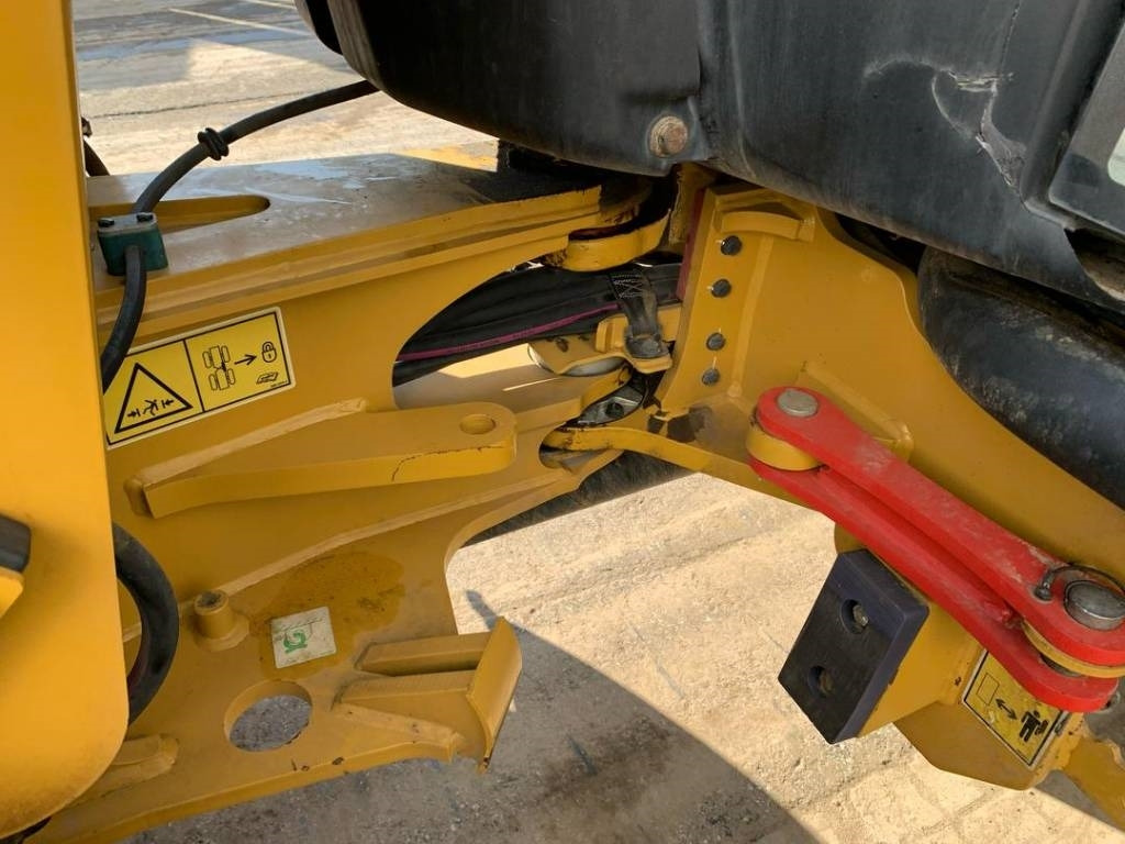 Wheel loader CAT 906