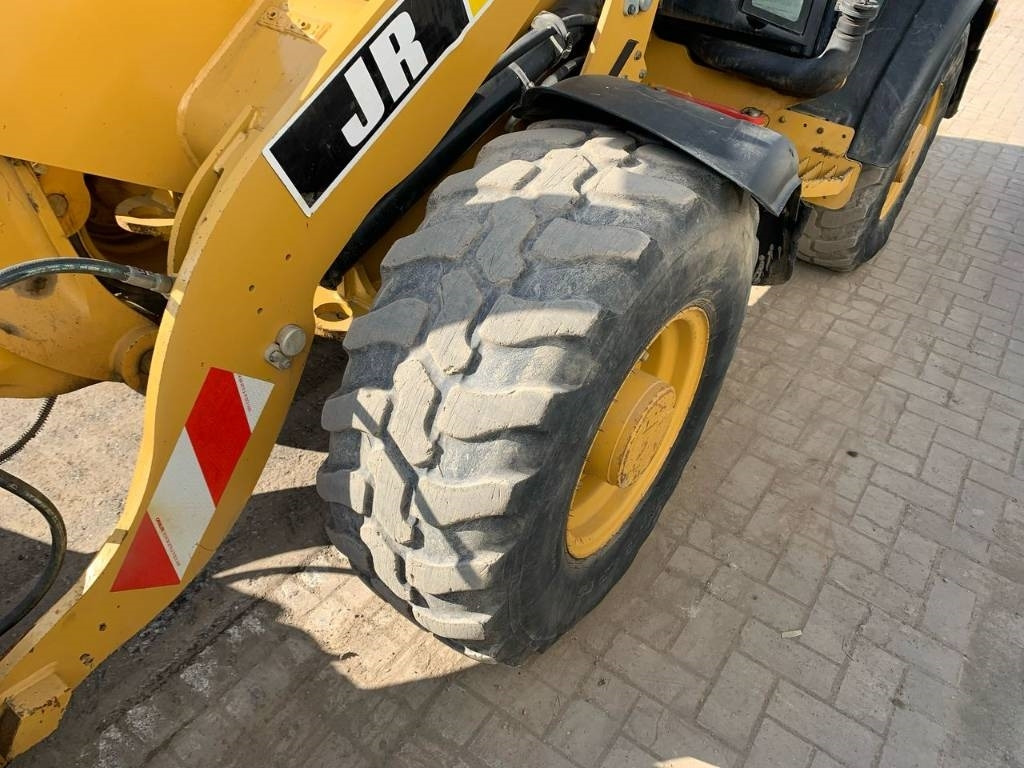Wheel loader CAT 906