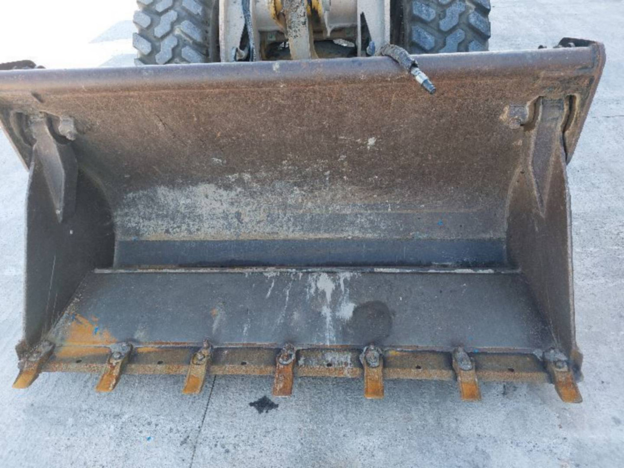 Wheel loader CAT 906H2