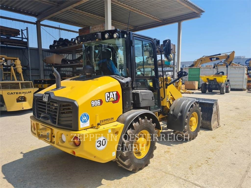 Wheel loader CAT 906-14