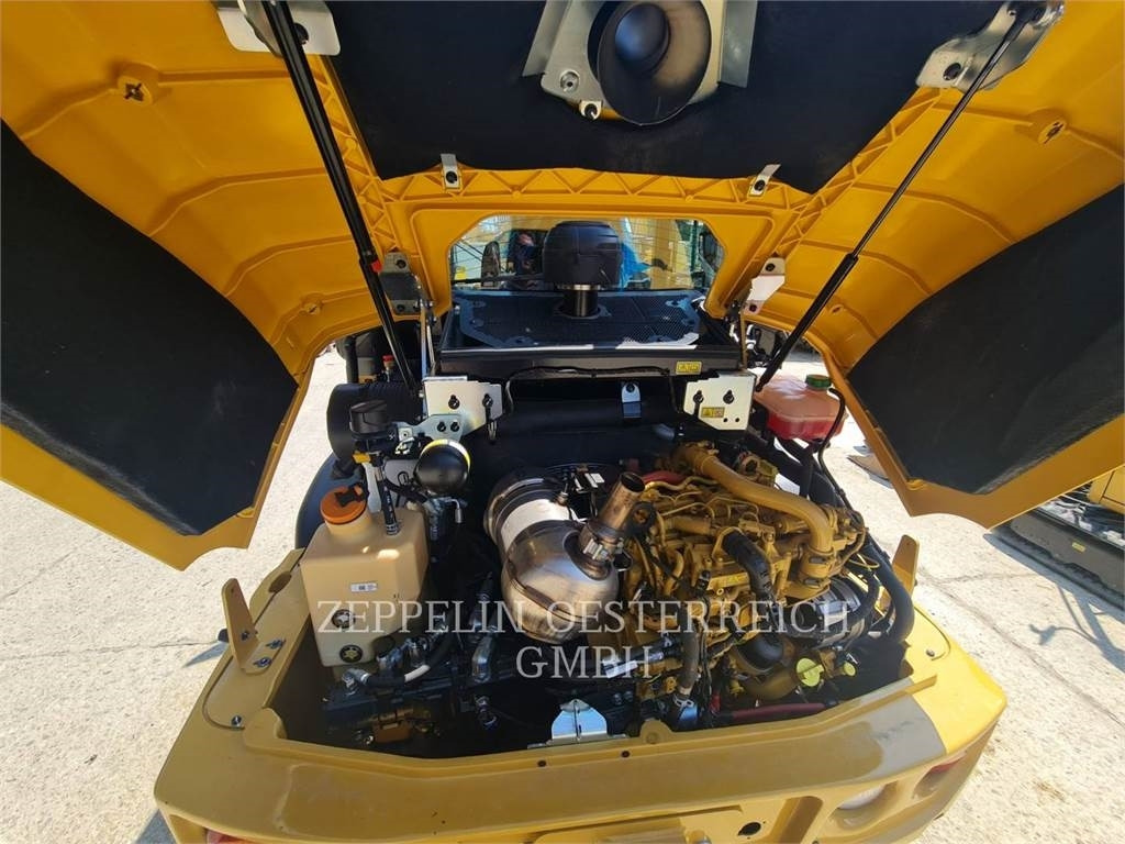 Wheel loader CAT 906-14