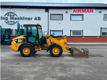 Wheel loader CAT 906 H 