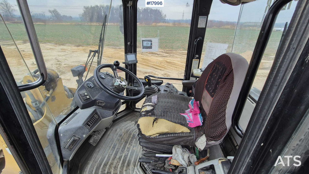 Wheel loader CAT 906 Wheel Loader Weight (1999)