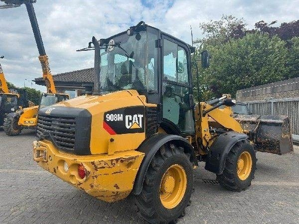 Wheel loader CAT 908