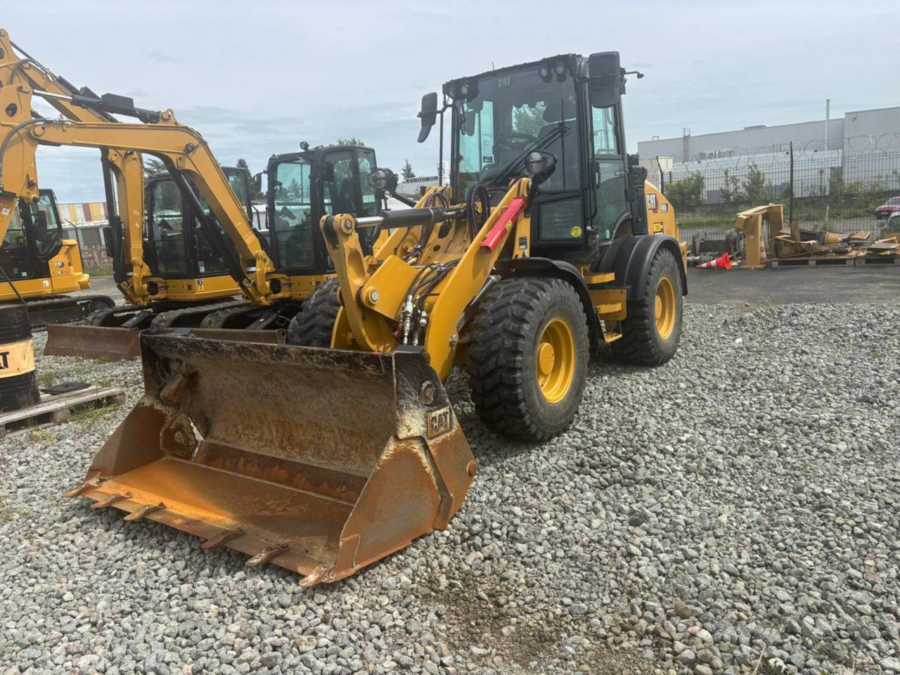 Wheel loader CAT 908