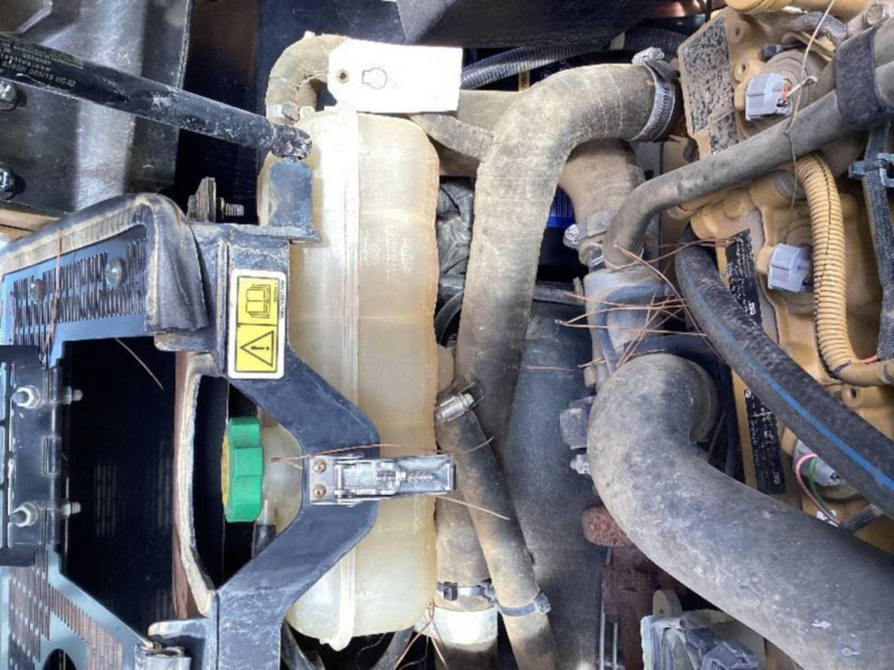 Wheel loader CAT 908M