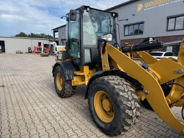 Wheel loader CAT 908 H