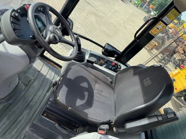 Wheel loader CAT 908 H