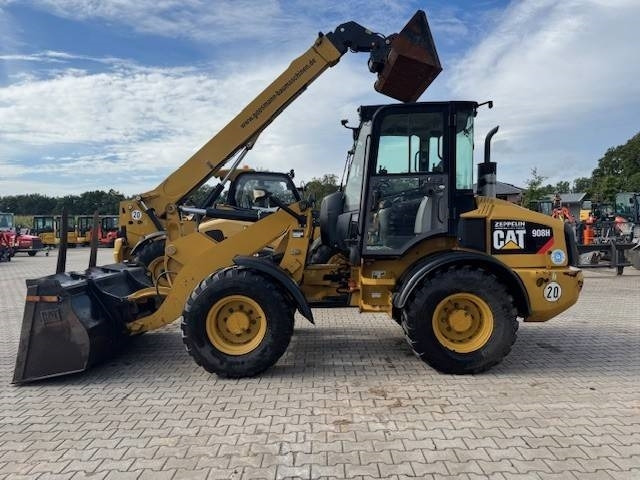 Wheel loader CAT 908 H