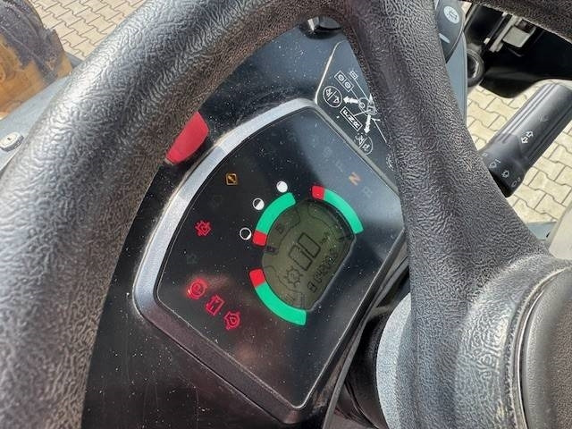 Wheel loader CAT 908 H