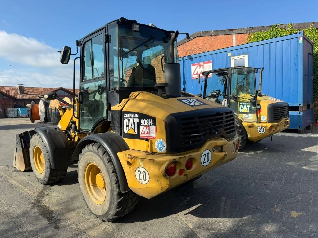 Wheel loader CAT 908 H 2
