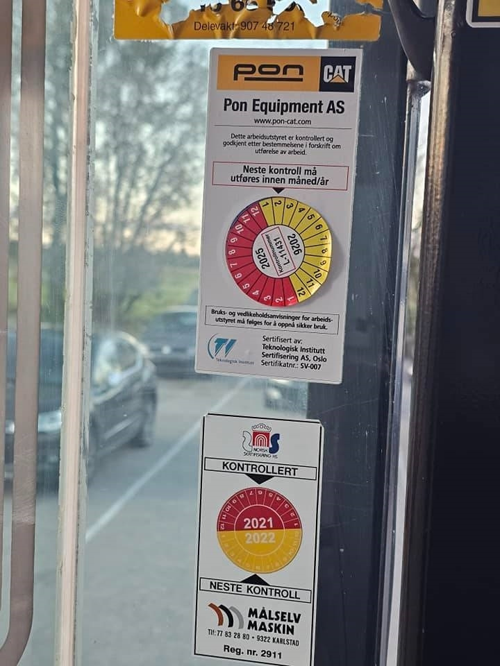 Wheel loader CAT 908 H 2