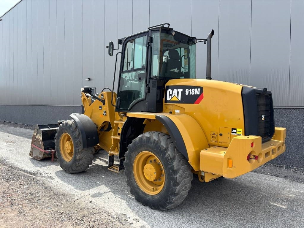 Wheel loader CAT 918 M