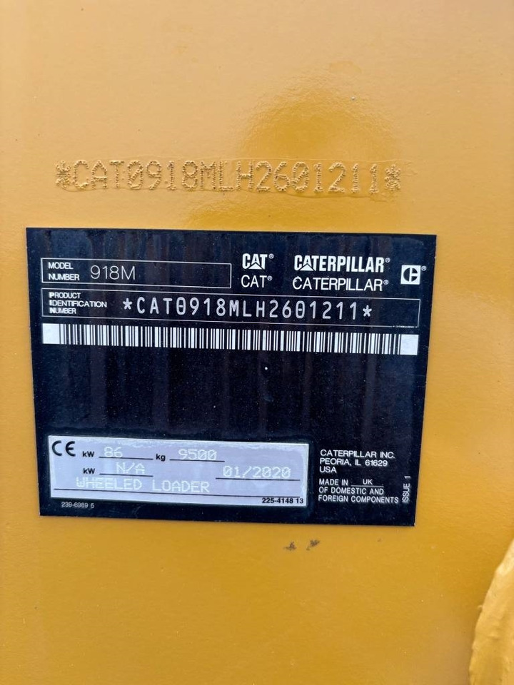 Wheel loader CAT 918 M