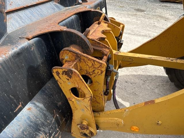 Wheel loader CAT 926M