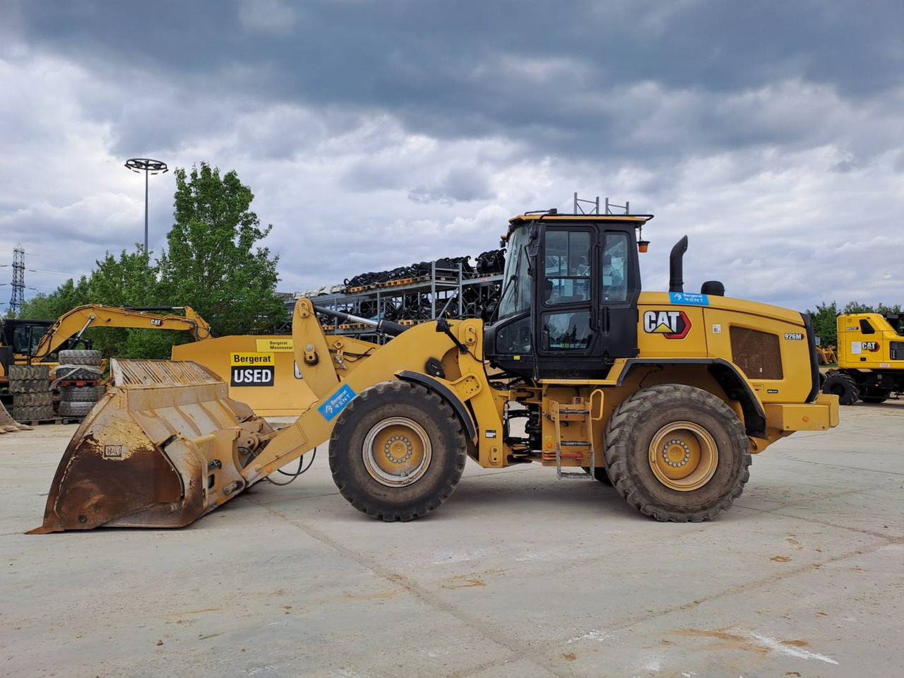 Wheel loader CAT 926M