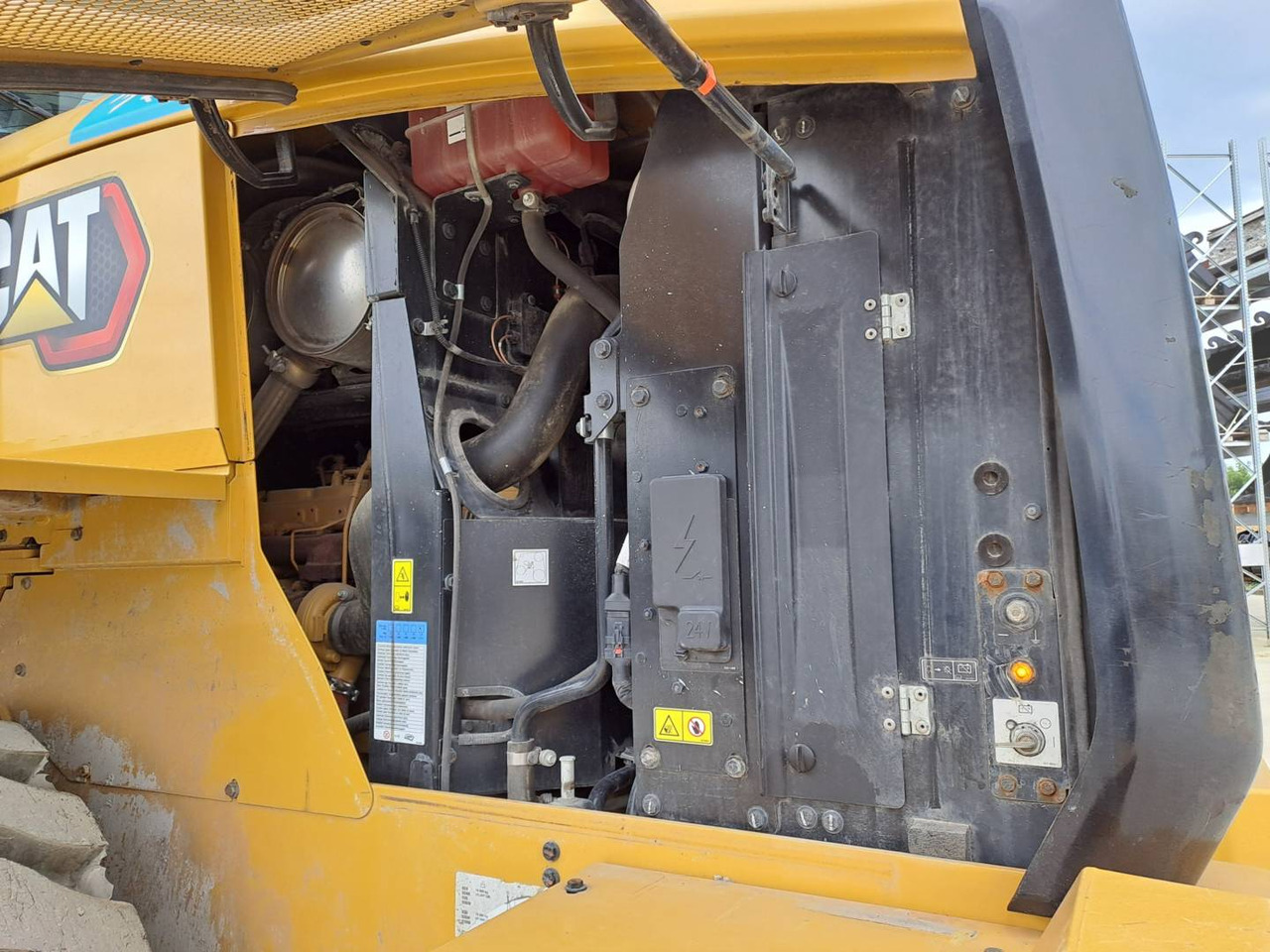 Wheel loader CAT 926M