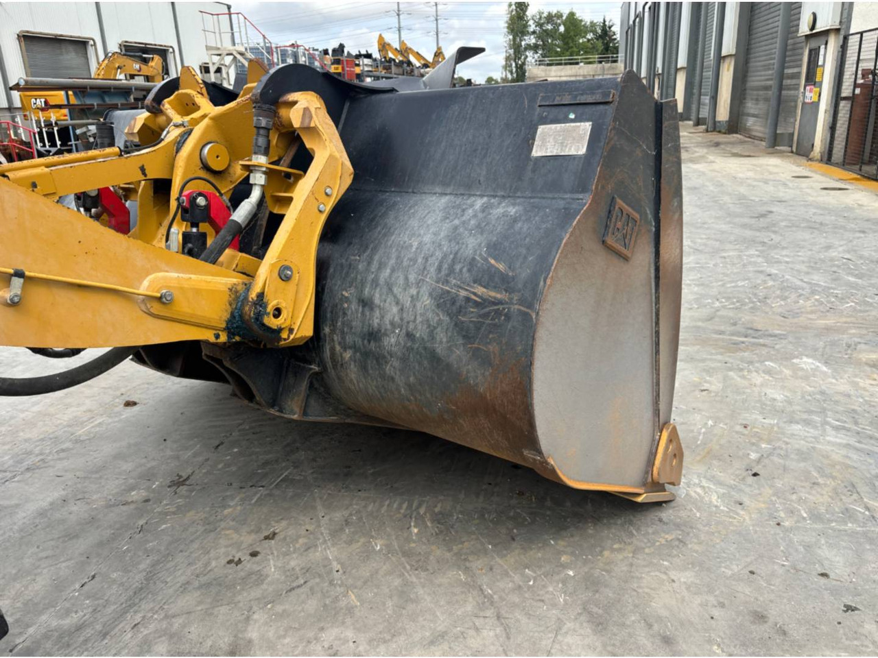 Wheel loader CAT 930M