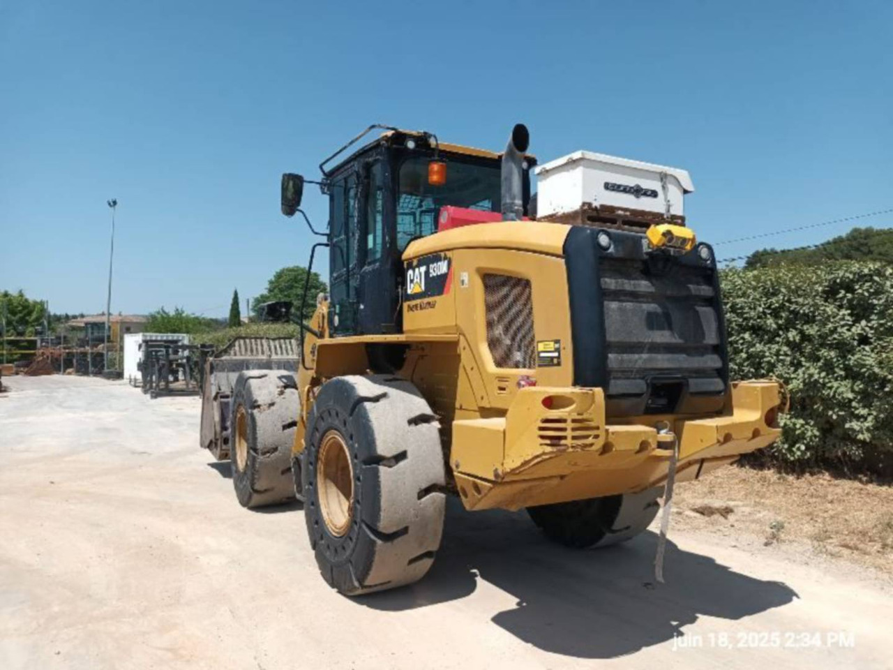 Wheel loader CAT 930M