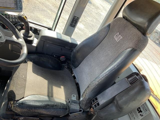 Wheel loader CAT 938K