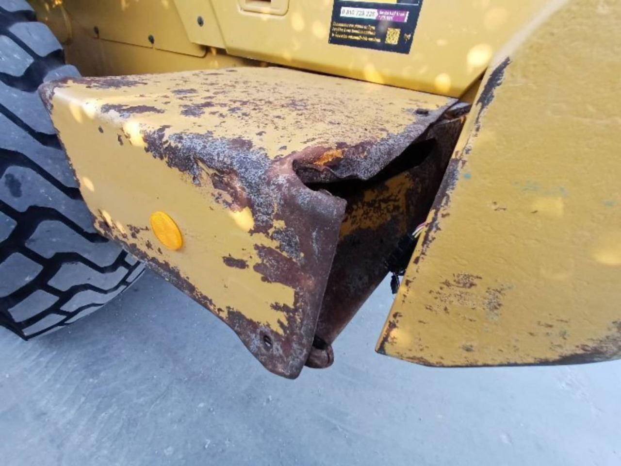 Wheel loader CAT 938M