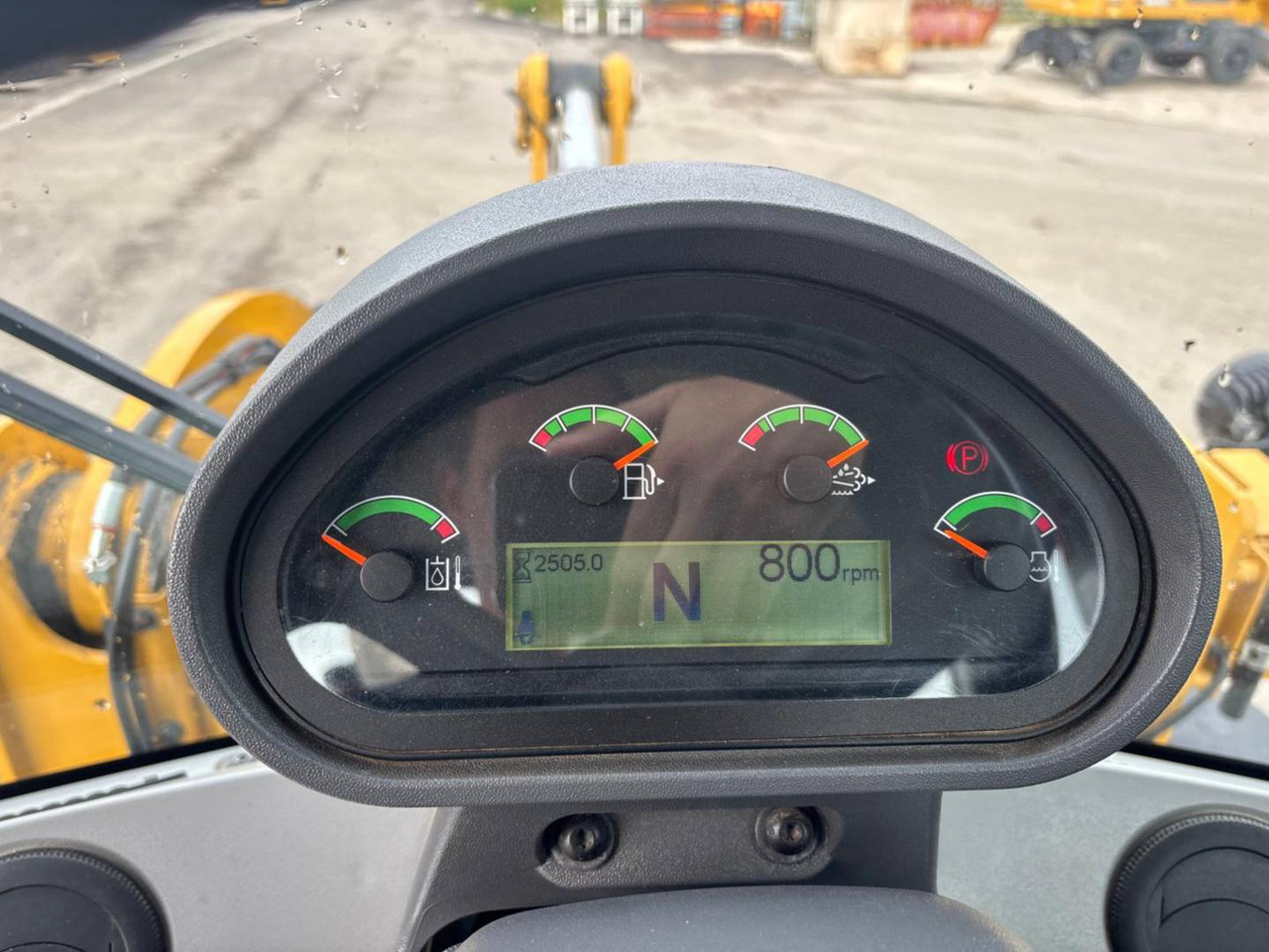 Wheel loader CAT 938M