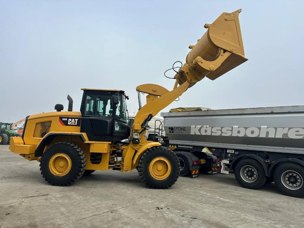 Wheel loader CAT 938 K