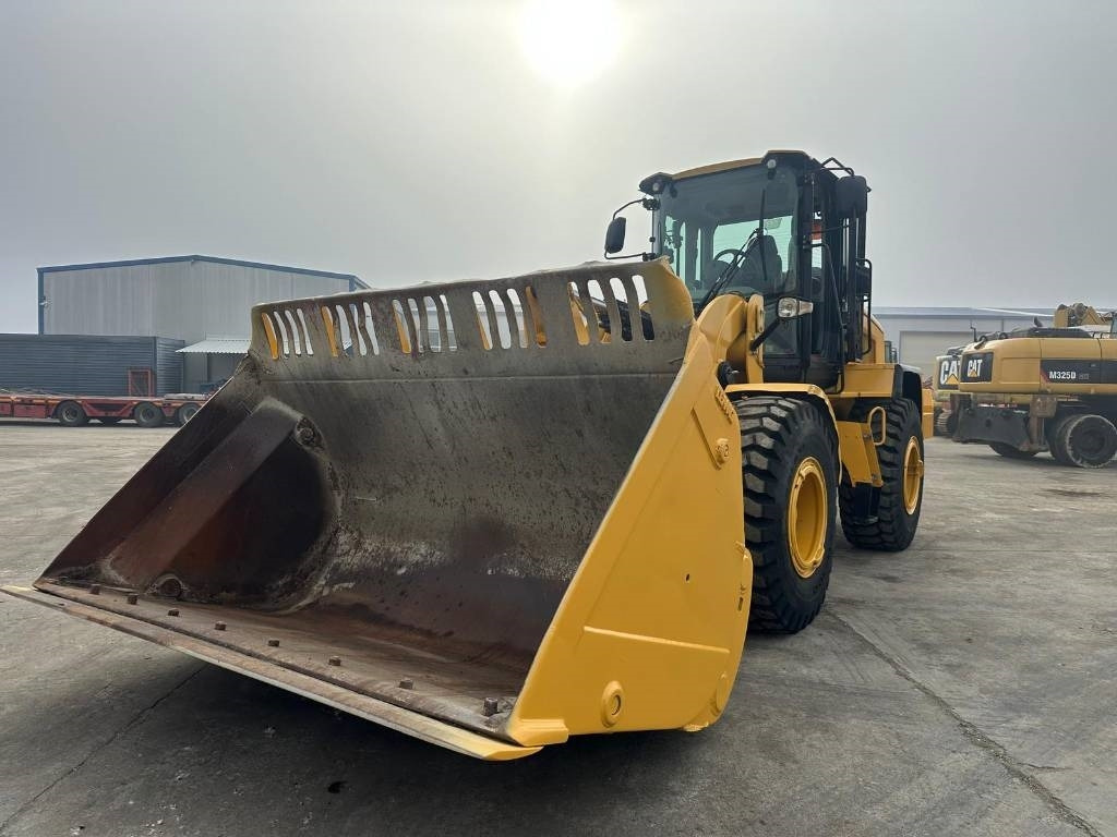 Wheel loader CAT 938 K