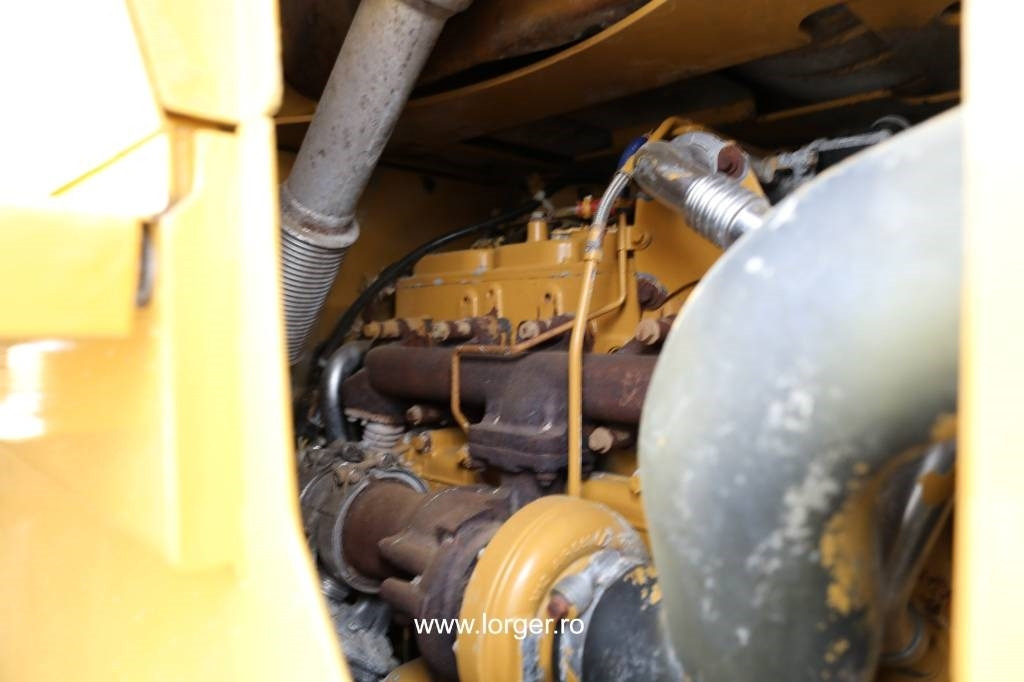 Wheel loader CAT 938 M