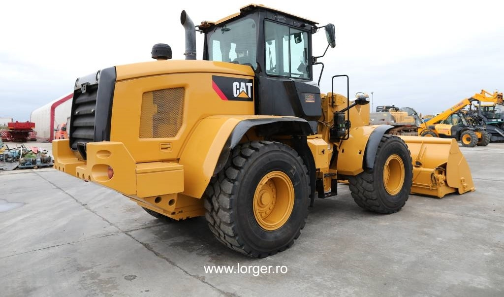 Wheel loader CAT 938 M