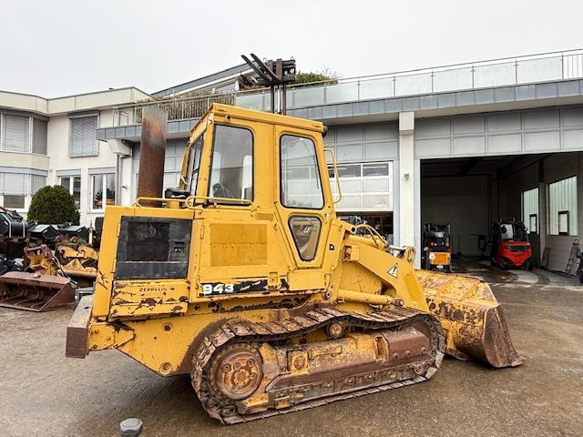 Wheel loader CAT 943