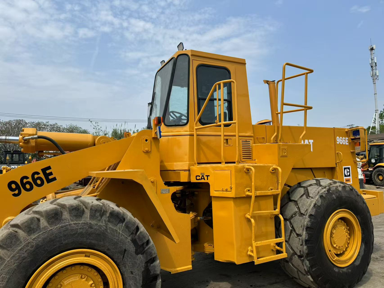 Wheel loader CAT 950E