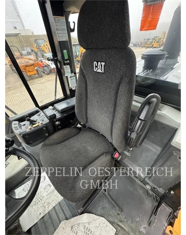 Wheel loader CAT 950K