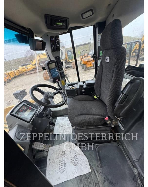 Wheel loader CAT 950K